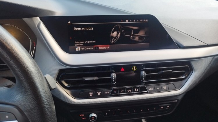 BMW S&eacute;rie 1 - 116 D CORPORATE AUTO