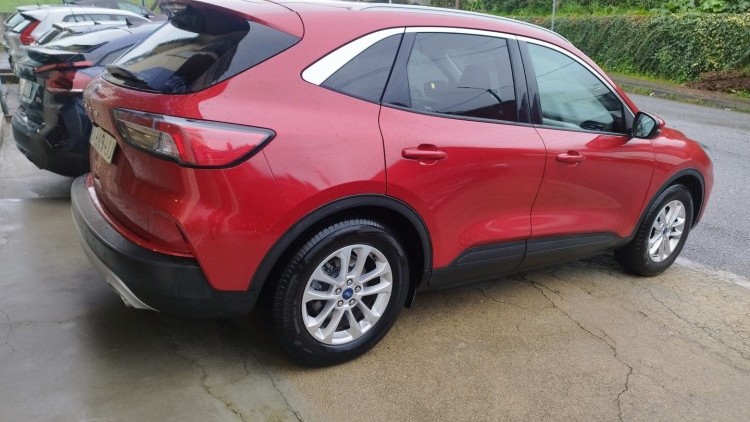 Ford kuga 1.5 TDCI TITANIUM