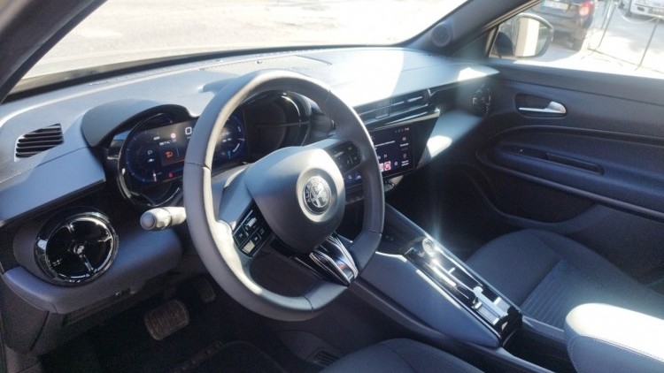 Alfa Romeo alfa junior eletrica ELETTRICA