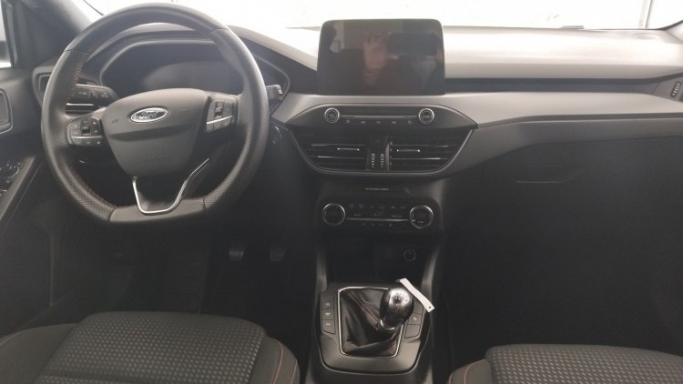 Ford Focus 1.0 ecoboost mhev st-line