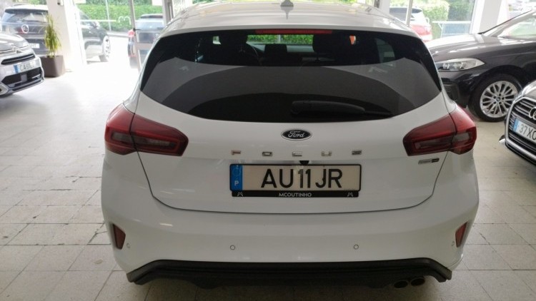 Ford Focus 1.0 ecoboost mhev st-line