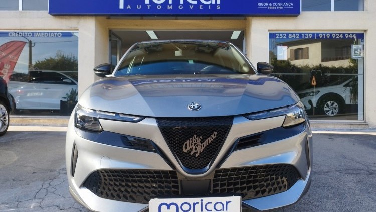 Alfa Romeo alfa junior eletrica ELETTRICA