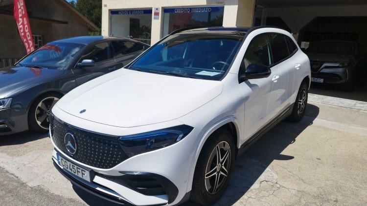 Mercedes-Benz EQA 250+ AMG NIGHT