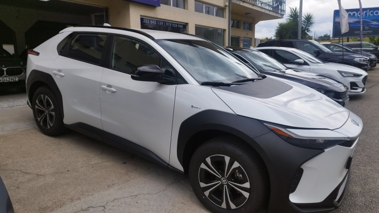 Toyota bZ4X CONFORT