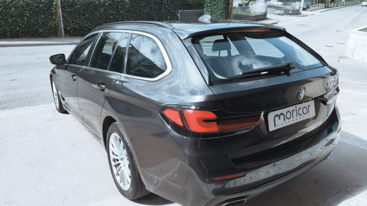 BMW S&eacute;rie 5 - 530 2.0 e-plugin-hybrid touring auto