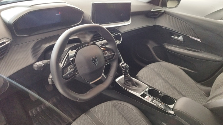 Peugeot 208 1.2 allure