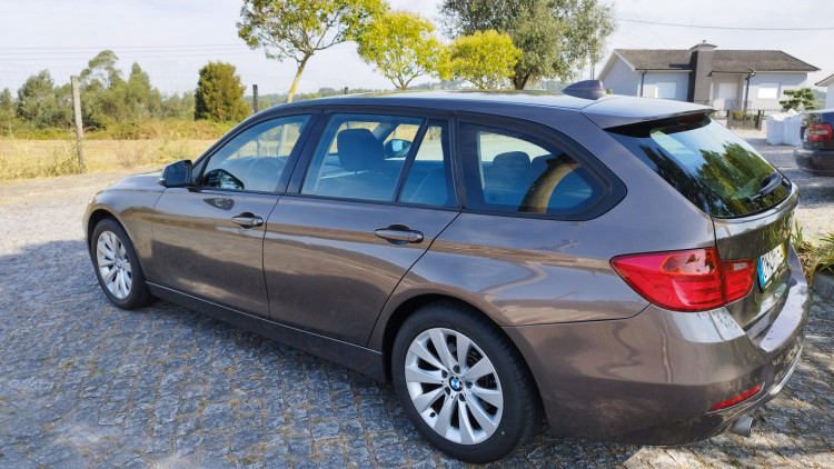 BMW S&eacute;rie 3 - 318 2.0 D TOURING