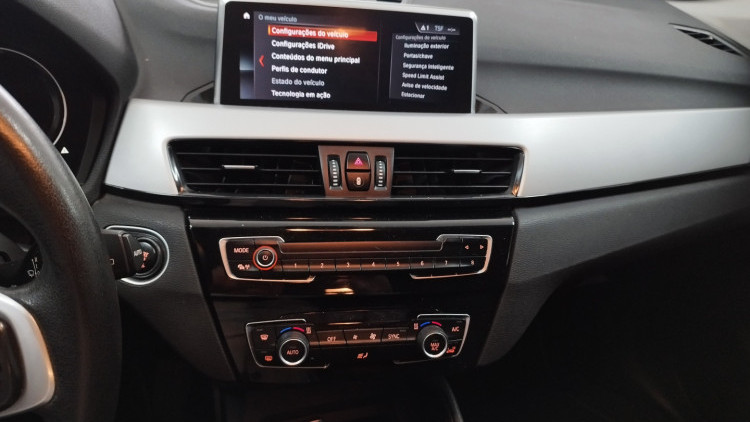 BMW S&eacute;rie X - X1 1.6 D S DRIVE AUTO