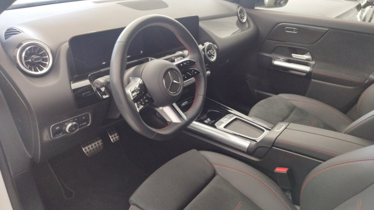 Mercedes-Benz Classe GLA 250 E-PHEV AMG