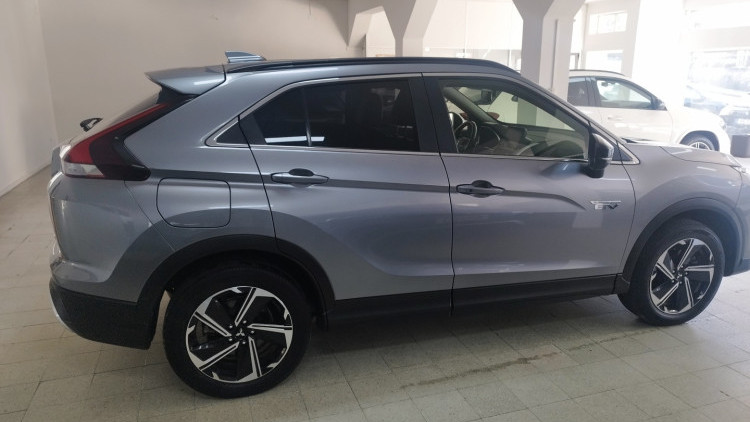 Mitsubishi Eclipse Cross 2.4 PHEV 4WD AUTO