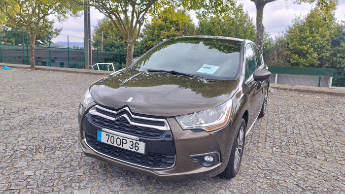 DS DS4 1.6 D S&Oacute;-CHIC