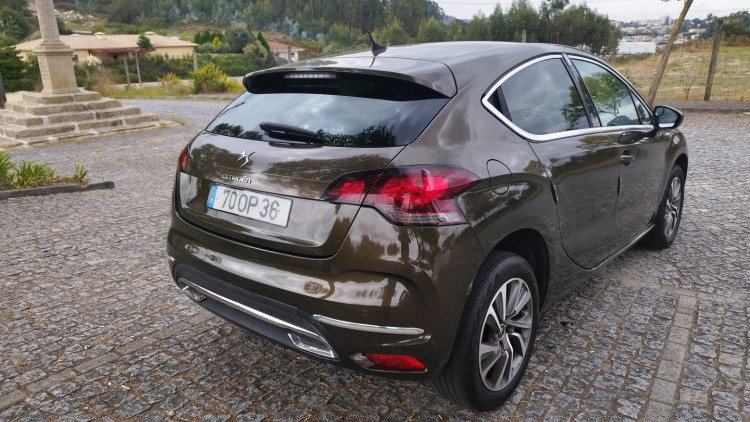 DS DS4 1.6 D S&Oacute;-CHIC