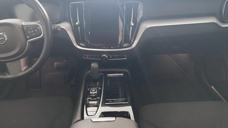 Volvo V60 T6 R-DISAGN PLUG-IN AUTO