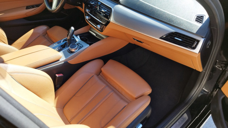 BMW S&eacute;rie 5 - 520 2.0 D TOUTING PACK M