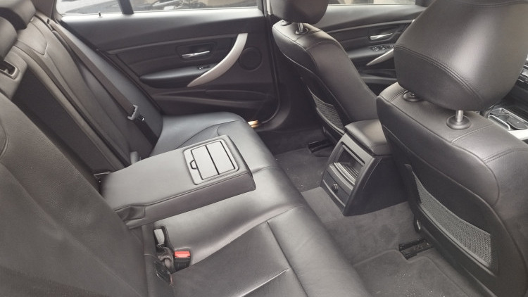 BMW S&eacute;rie 3 - 318 2.0 D TOURING