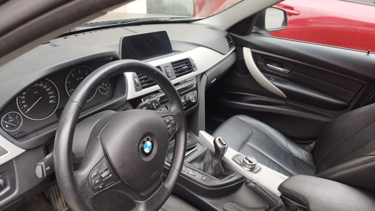 BMW S&eacute;rie 3 - 318 2.0 D TOURING